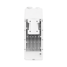 Radio de Backhaul de alta capacidad hasta 1.2 Gbps, banda licenciada 11 GHz (10.7-11.7 GHz), no incluye duplexers