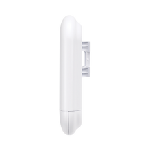 Cliente PtMP LTU™ Lite, 5 GHz (4.8 - 6-2 GHz) con antena integrada de 13 dBi